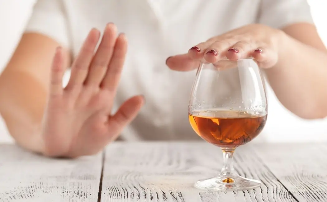 Kompletny przewodnik po piciu alkoholu i jego wpływie na trzeźwość
