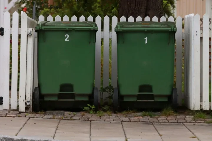 Jak skutecznie dobrać pojemniki na odpady do potrzeb mieszkańców miejskiej zabudowy?