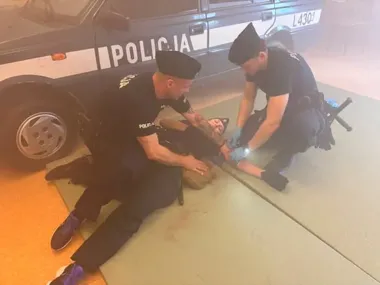 Policjanci w Słupsku ćwiczą interwencje w sytuacjach wysokiego ryzyka