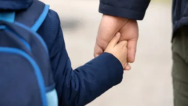W Damnicy zabrzmiał pierwszy dzwonek. Uczniowie wrócili do szkół