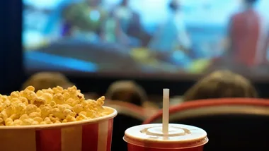W Słupsku śmierć jedzie przez ekran, a kino dostaje własny głos