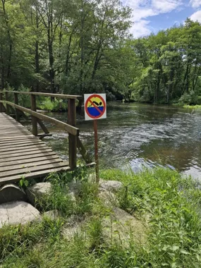 W Gminie Damnica obowiązuje zakaz kąpieli. Lista miejsc jest długa