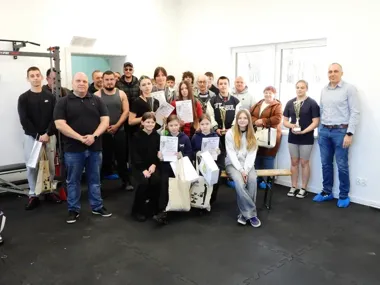 Młodzi z Damnicy pokazali siłę, a podium rozstrzygały ułamki punktów