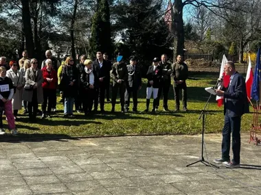 Bieg katyński w Zagórzycy połączył sport, pamięć i sadzenie drzew