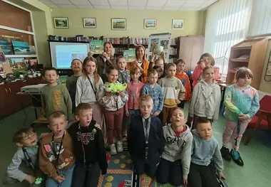Biblioteka już nie milczy – w Damnicy stawia się na emocje i spotkania