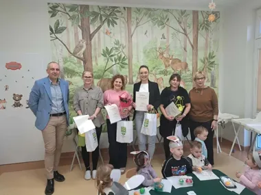 W damnickim żłobku popłynęły podziękowania dla tych, którzy codziennie dają dzieciom spokój