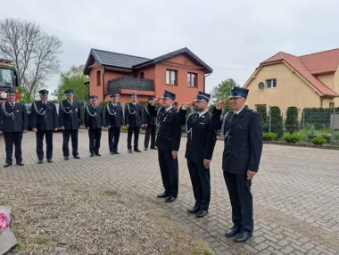 Druhowie z Damnicy oddali hołd strażakom podczas strażackiego święta