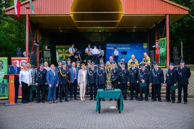 Osiem dekad OSP w Damnicy – medale i rodzinny festyn