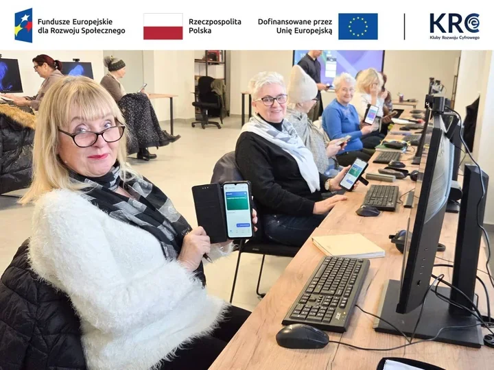 Mieszkańcy Kępic uczą się cyfrowych umiejętności – nowa grupa w Klubie Rozwoju Cyfrowego