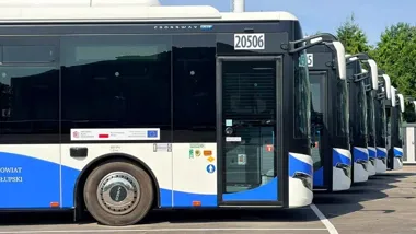 Sześć elektrycznych autobusów rusza na trasy powiatu słupskiego